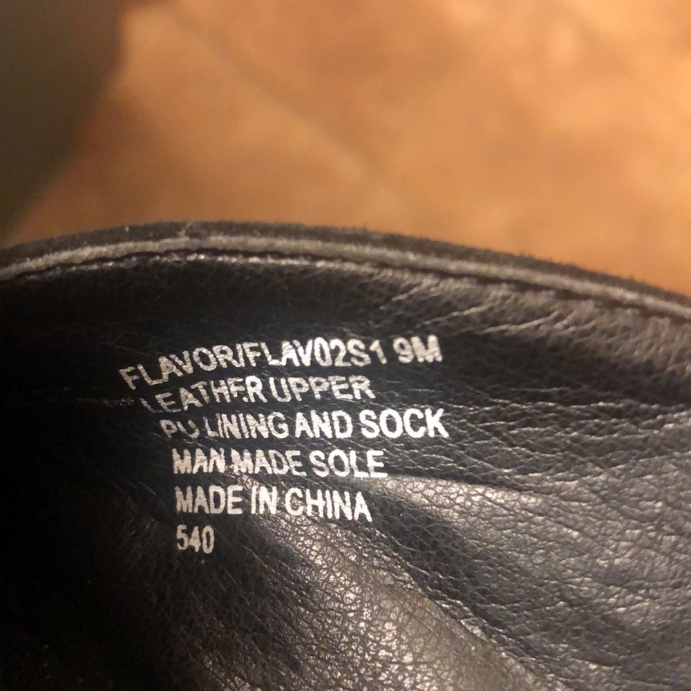 Steven Madden Slides Black Suede Run About 1/2 Si… - image 4